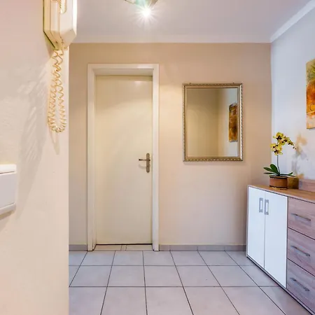 Apartament Am Kurpark *